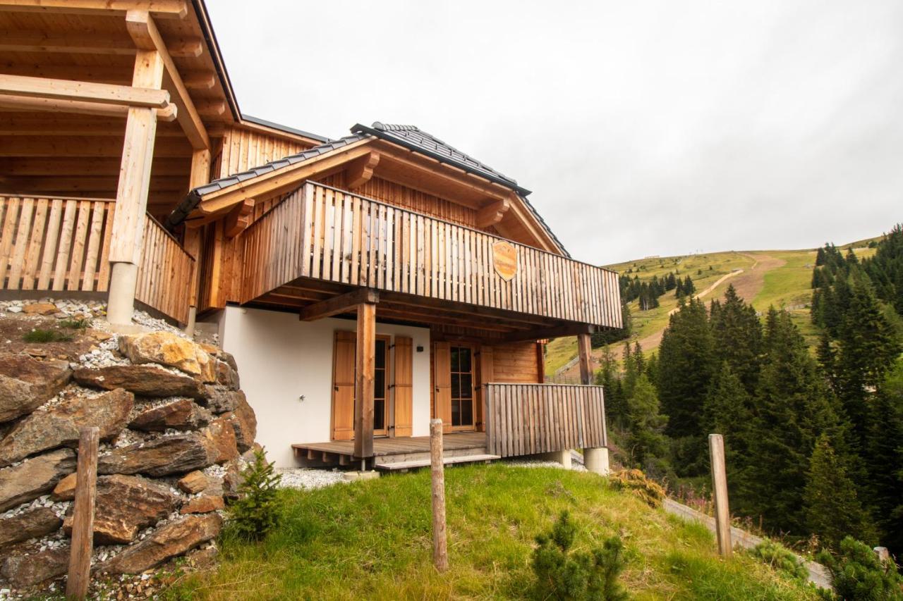 Chalet Risus Vallis ลาคทาล ภายนอก รูปภาพ