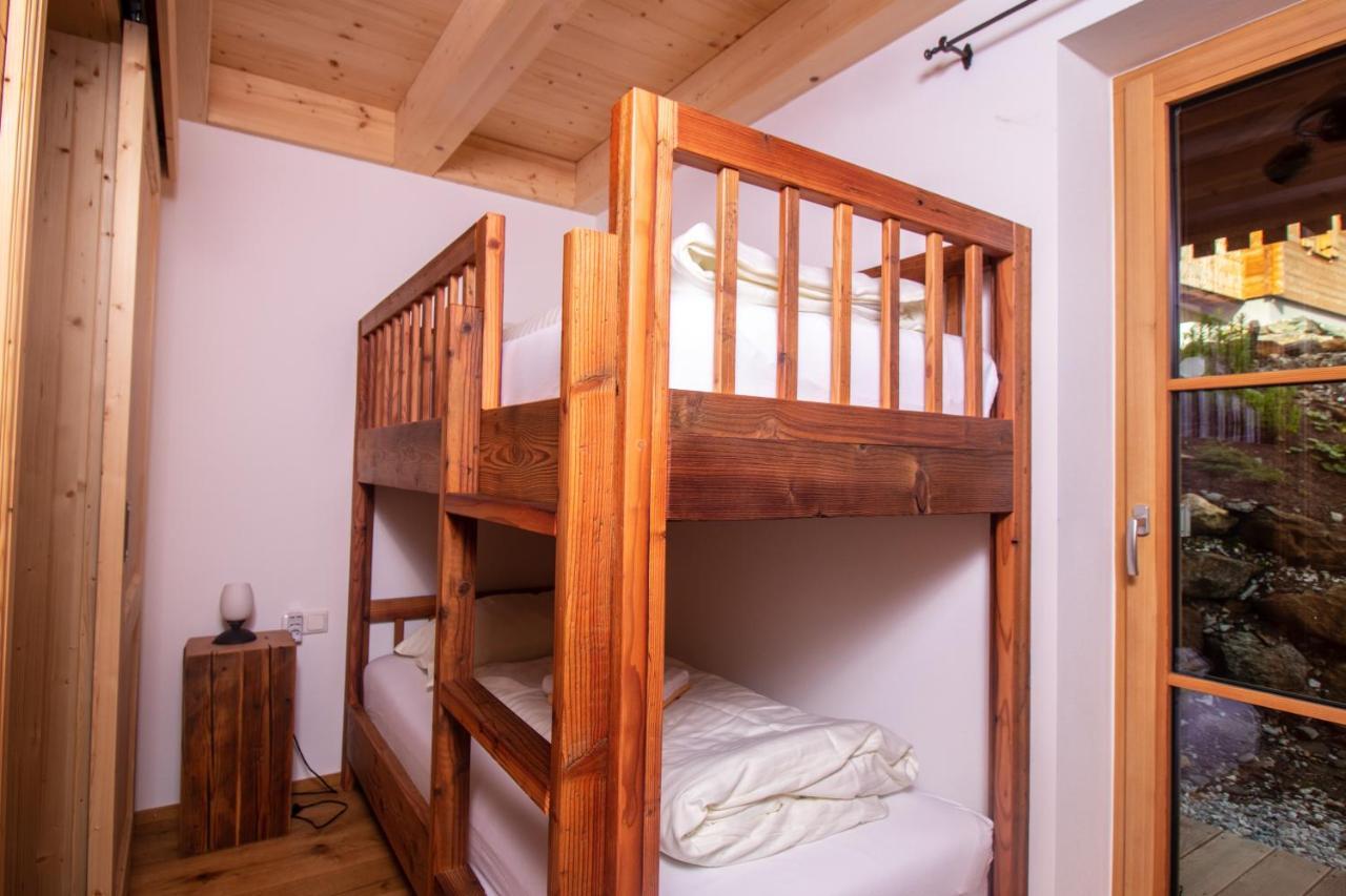 Chalet Risus Vallis ลาคทาล ภายนอก รูปภาพ